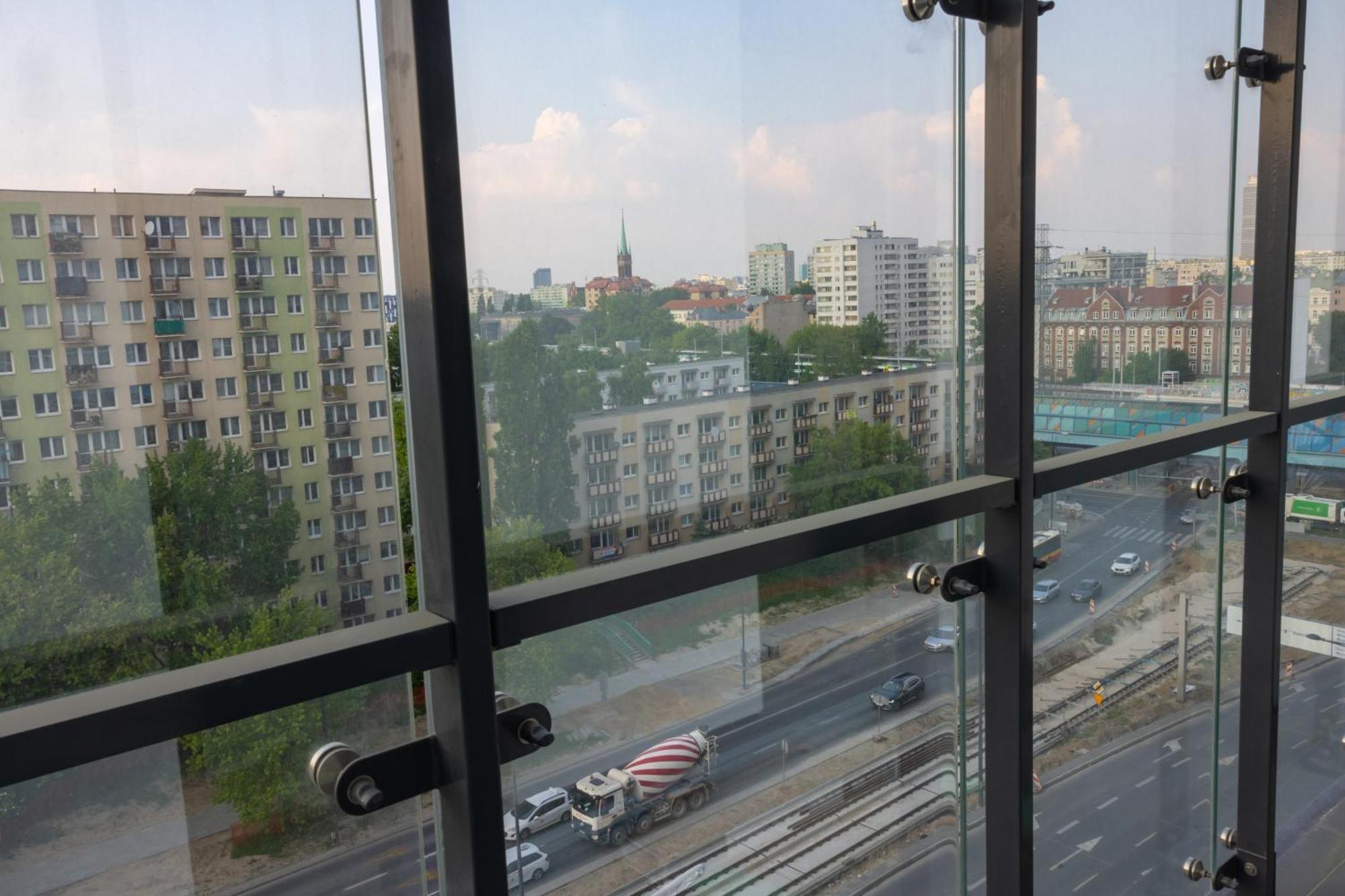 Warszawski Hongkong, Kultowe Miejsce Варшава Экстерьер фото
